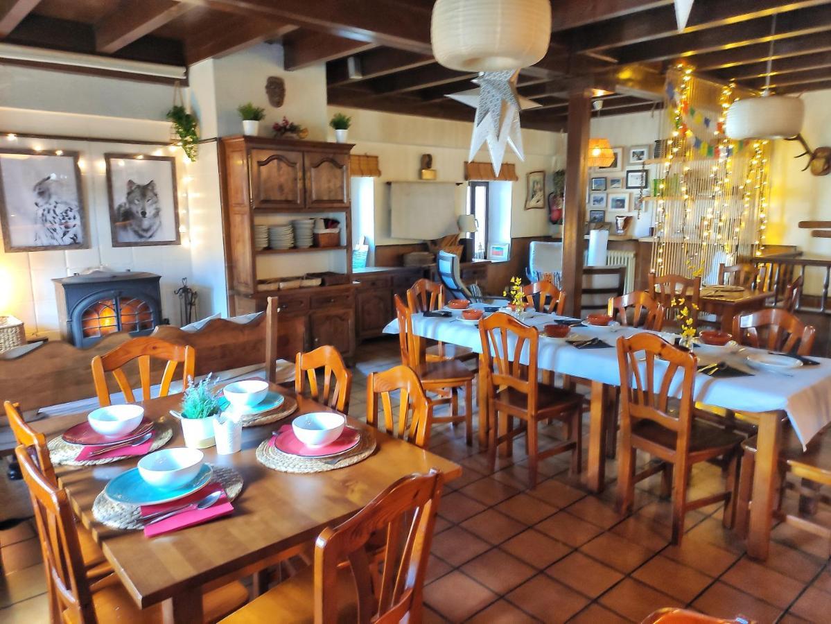 Refugio La Ardilla Real Hostel Posada De Valdeon Ngoại thất bức ảnh